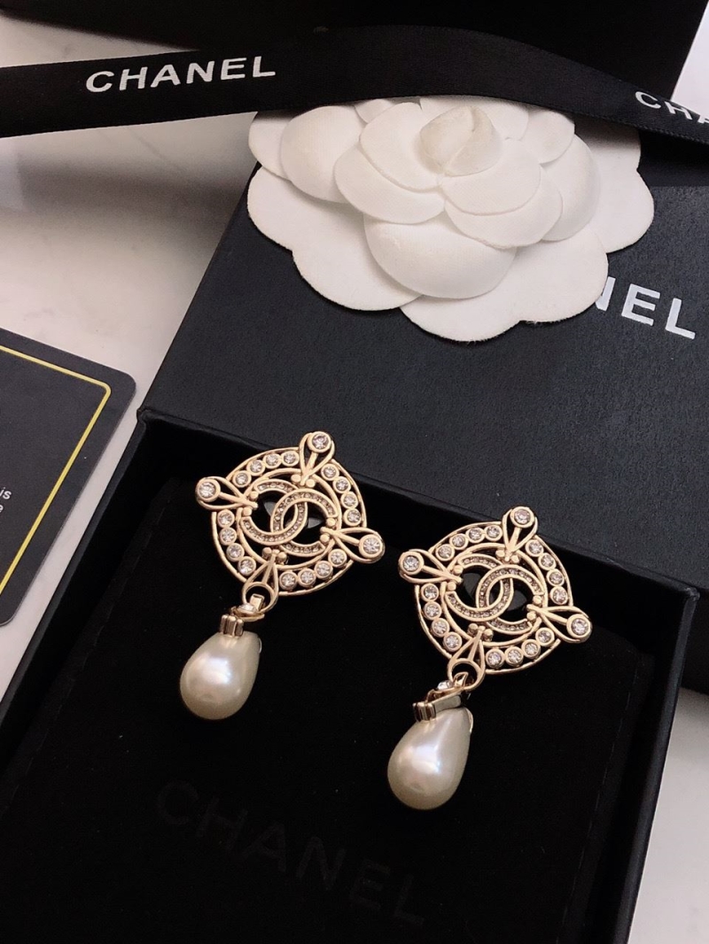 Ch**el earrings